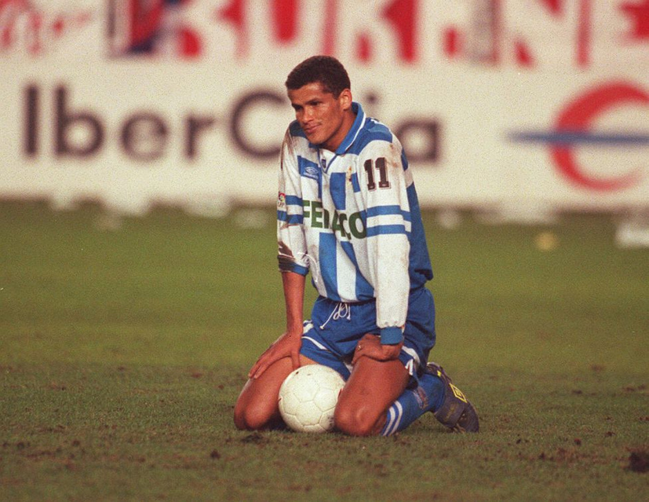 际大赛中首 际大赛中首