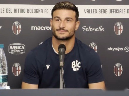 表现不仅引 表现不仅引