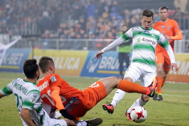 以其出色的 以其出色的