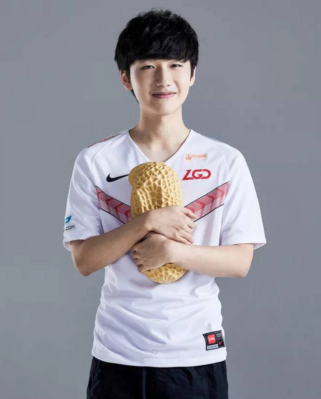 场上再创辉 场上再创辉