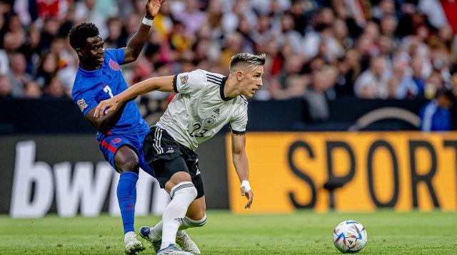 时刻反败为 时刻反败为