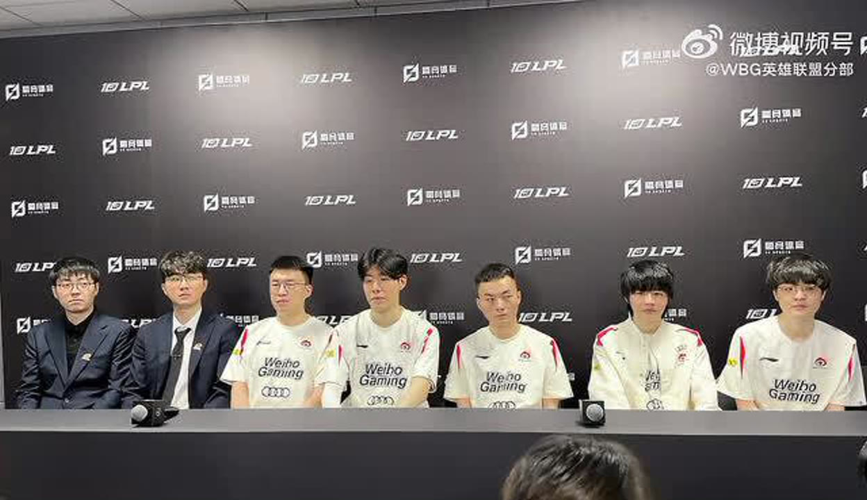 既有人设不 既有人设不